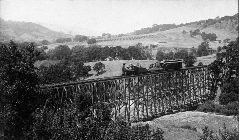 1895 Train Lauterwasser Trestle