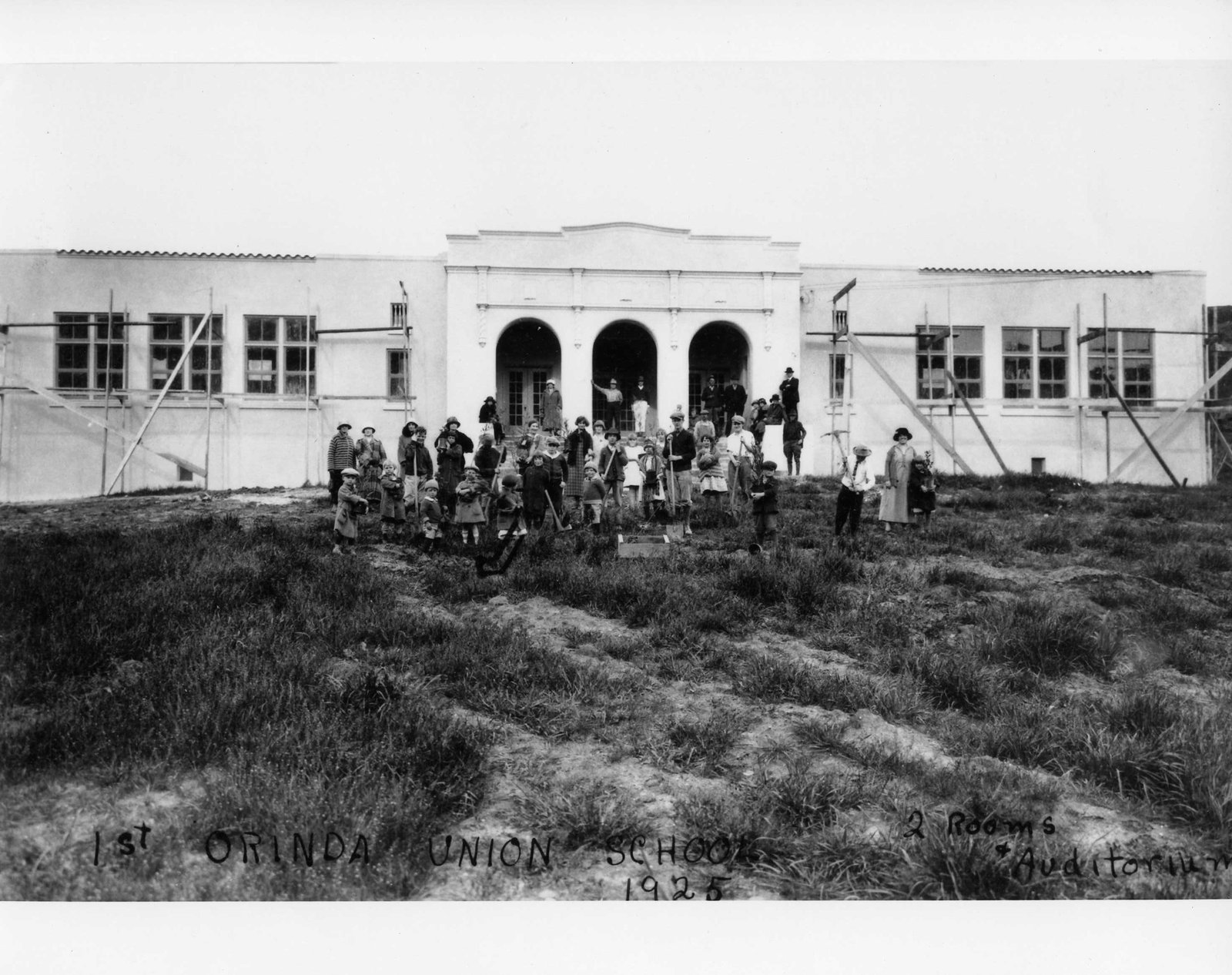First Orinda Union School under construction, 1925